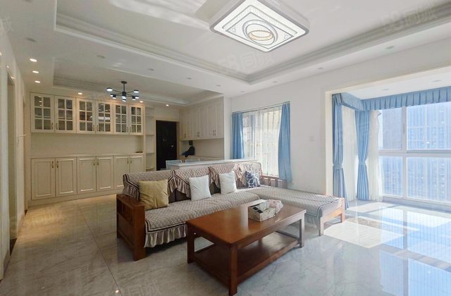 花样年龙年中心(3期)4室2厅118.78㎡105.8万二手房图片