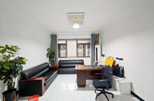 八方小区(C区)3室2厅126.49㎡380万二手房图片