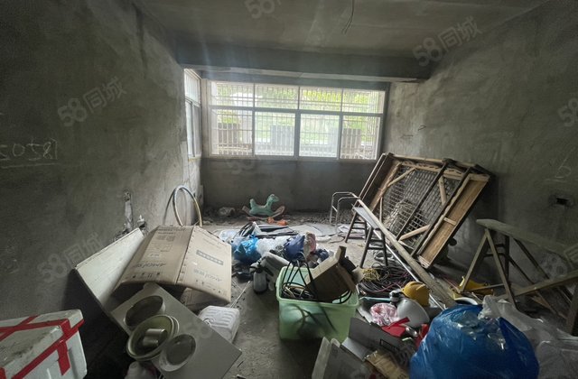 硖石小区3室2厅94㎡25万二手房图片