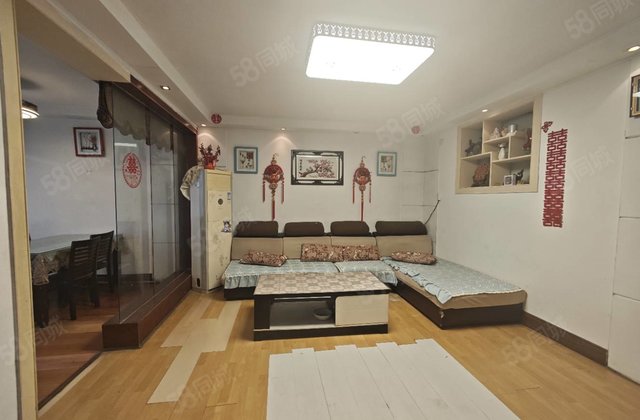 急卖，星光小区，大三室，精装修，新星  ，东昌