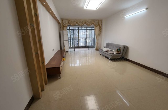 江湾名城4室2厅145.02㎡73.8万二手房图片