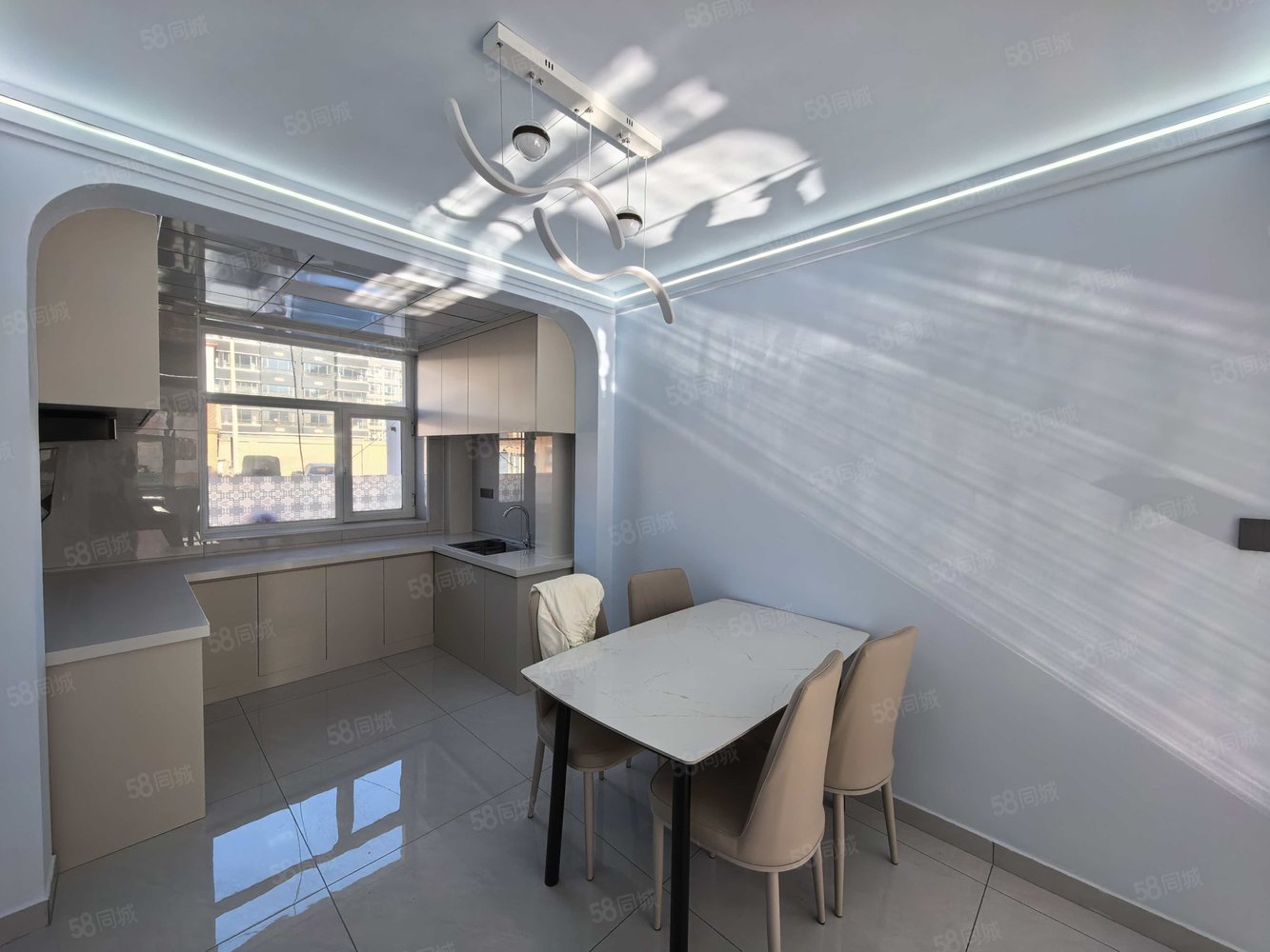 乌煤公司生活小区2室2厅1卫78㎡南北38万