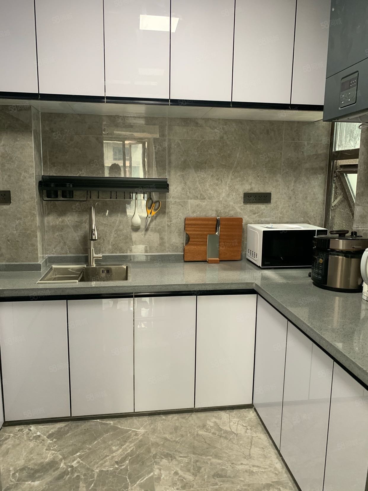 华夏浅水湾3室1厅1卫89㎡东50万