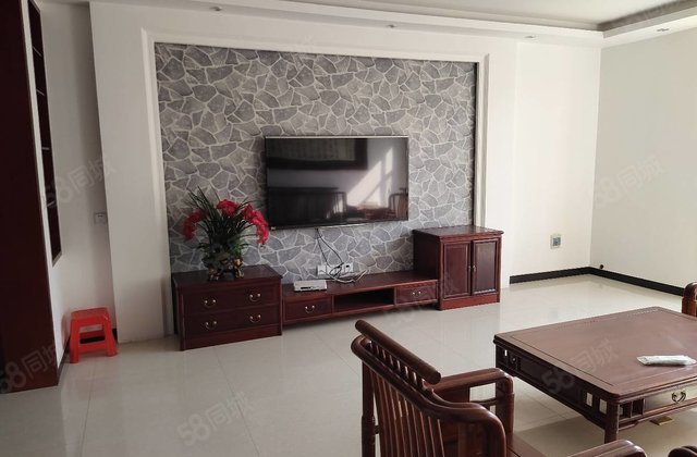 桃源高档小区御景园全新装修未住人三室两厅高层住宅电梯房出售