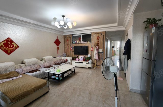 化东昌，伟业中华御苑电梯好楼层三室，精装干净，看房方便。