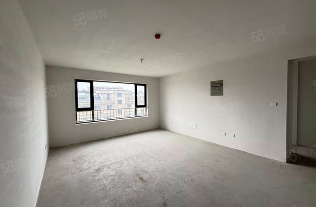 欣泰天佑府4室2厅142.97㎡75万二手房图片