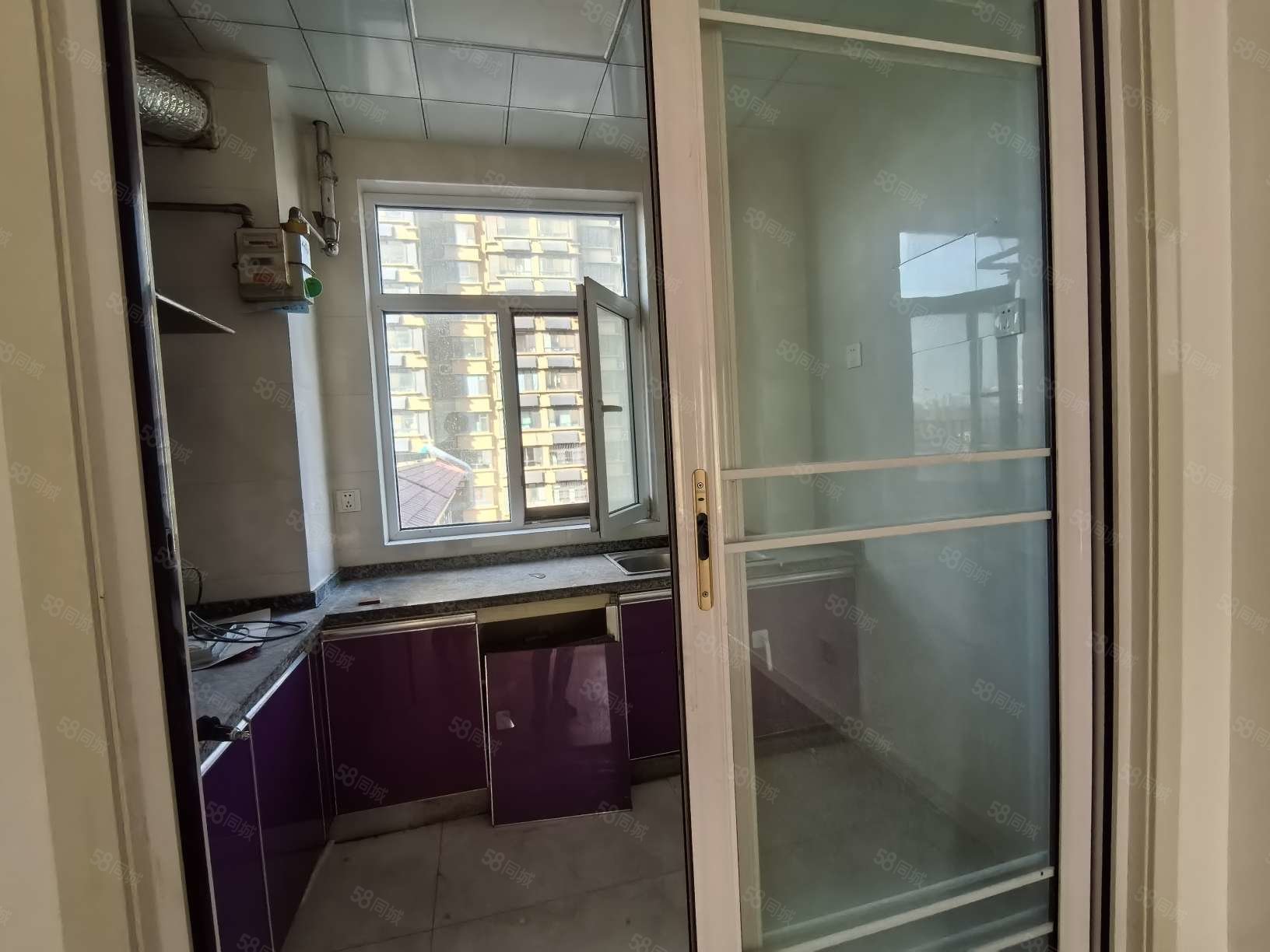 水印城3室2厅2卫119.2㎡南北61.8万