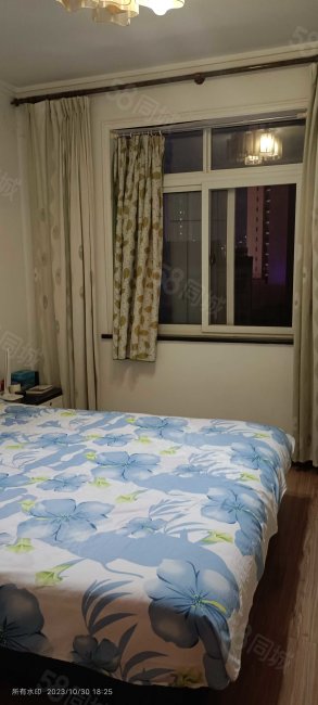 航天花园(东区)5室3厅2卫160㎡南50万