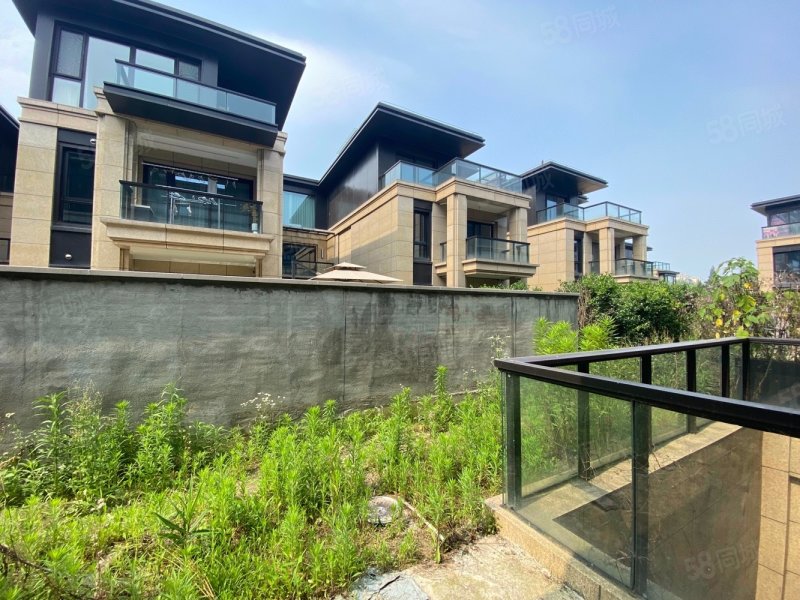 远洋西溪公馆(别墅)6室2厅5卫317.36㎡南2680万