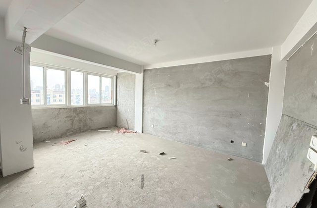 德胜凯旋花园5室2厅147㎡65万二手房图片