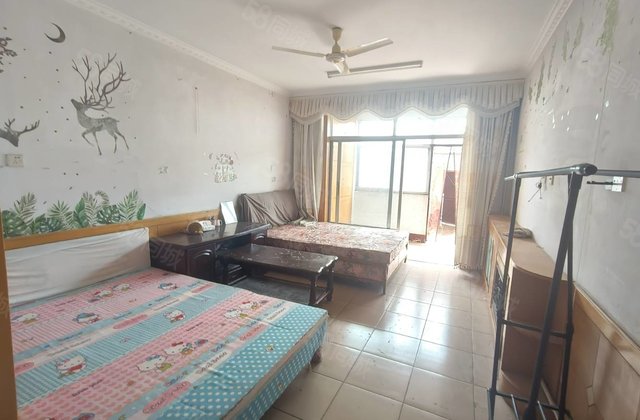 孝心一楼带院有南门独门独院兴华路 东昌中学第四医院综合楼旁