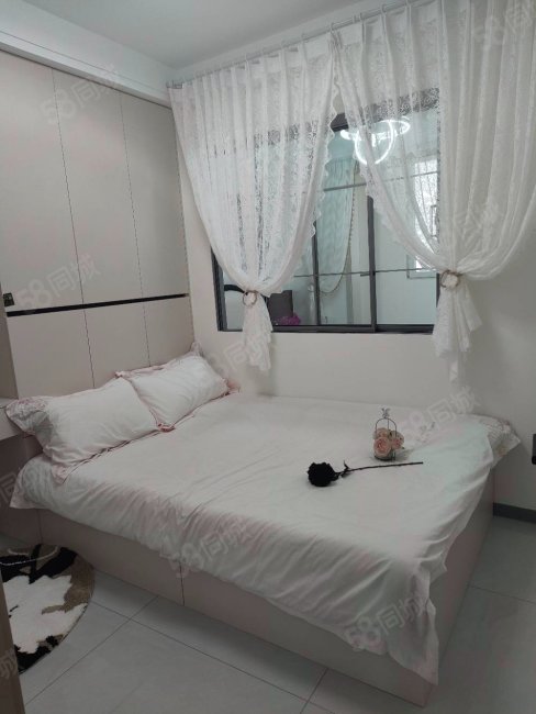 阳光盛景3室2厅2卫119㎡南北79.8万