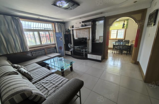 三室朝阳 可5萬入住办完 北园小区 挨水晶城~中华苑