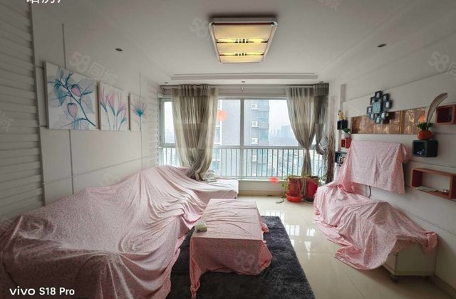 房东急售！！阿卡南区三室双卫转角大阳台！免大税好楼层