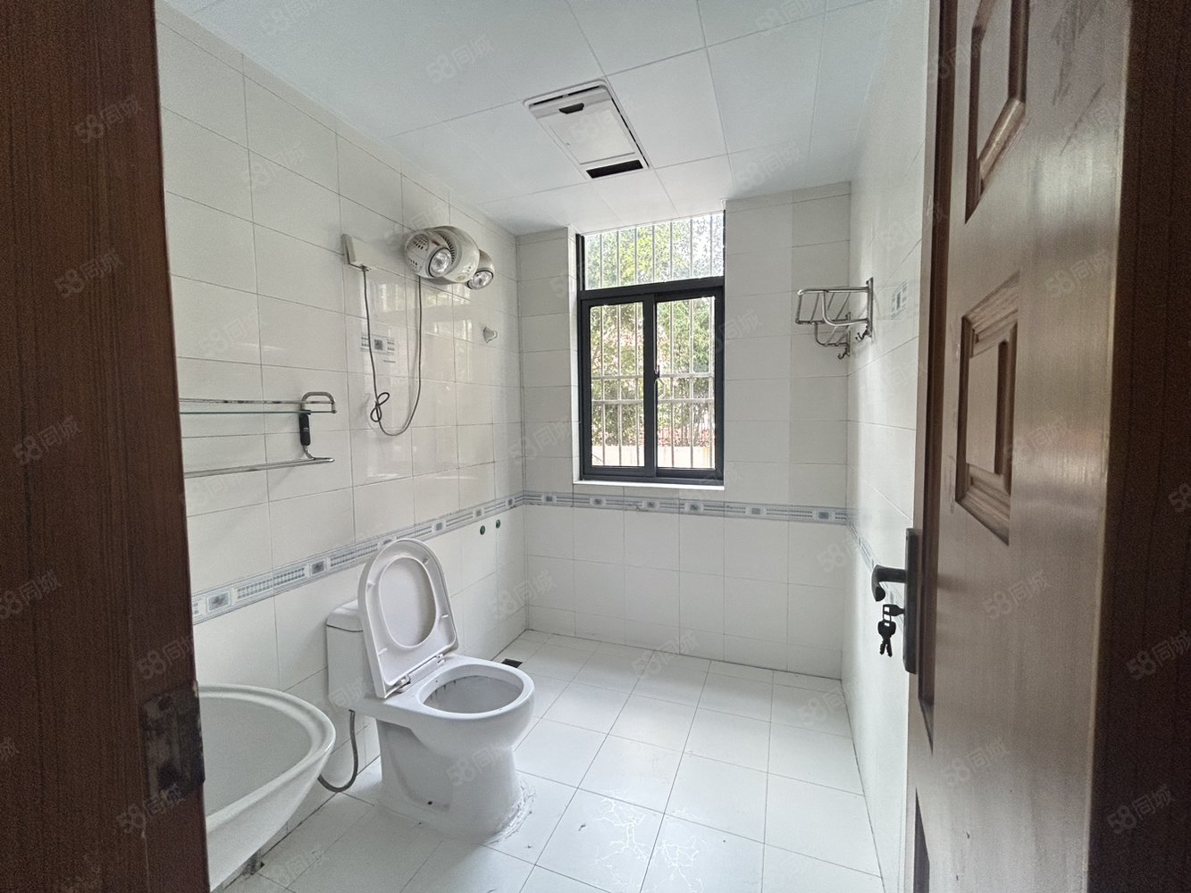 丰水源清华苑3室2厅2卫116㎡南北49万