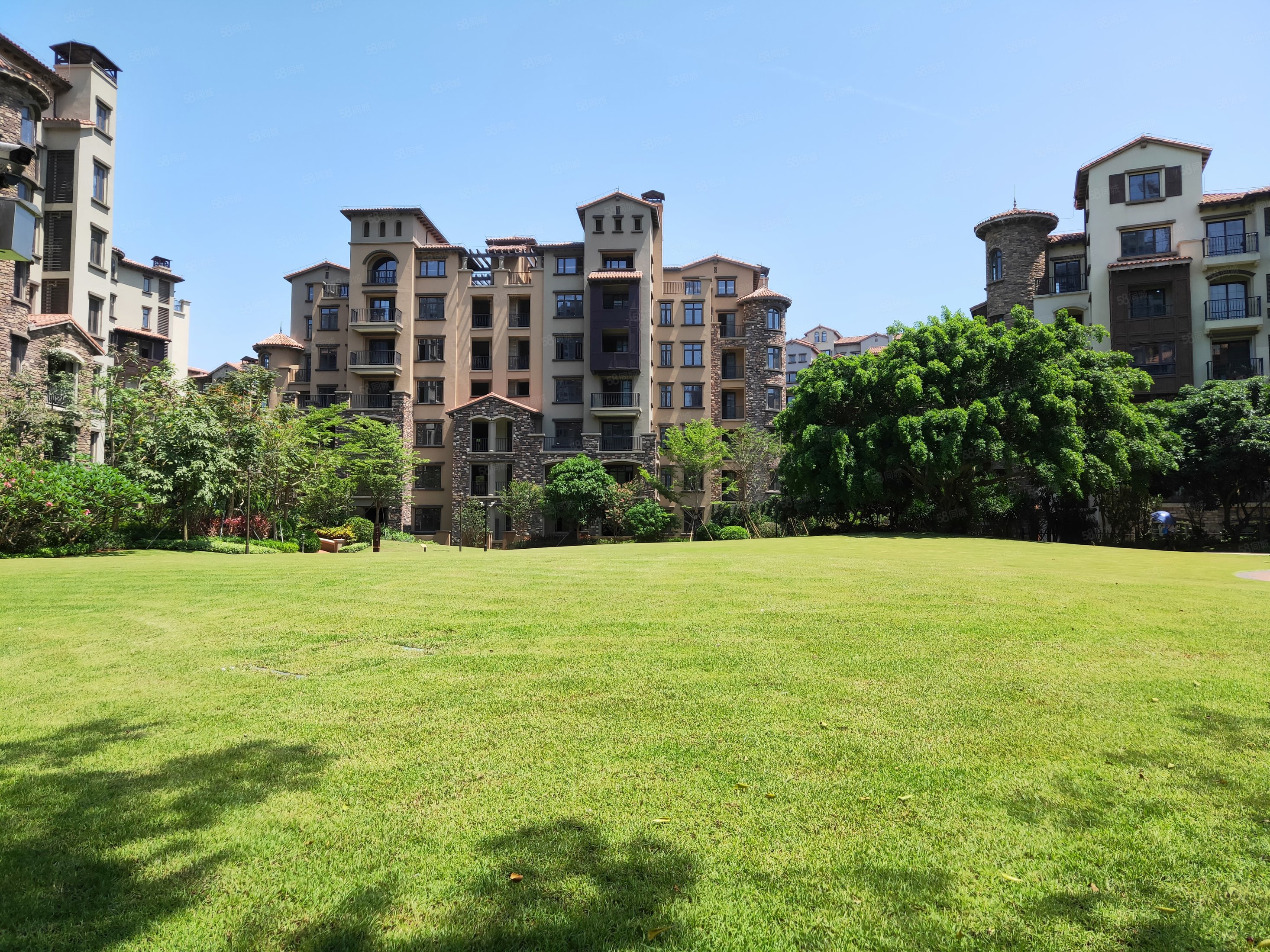 慧远美林谷4室2厅2卫163.59㎡南北580万