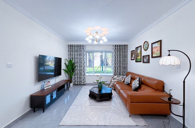 万达 精装修未住 三室两厅两卫 边户 送车位储藏室 可按揭