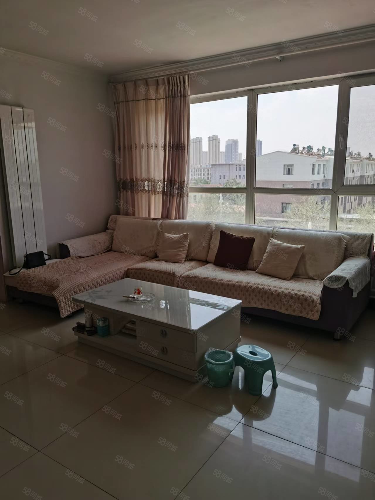 博泰佳苑2室1厅1卫99㎡南北49万