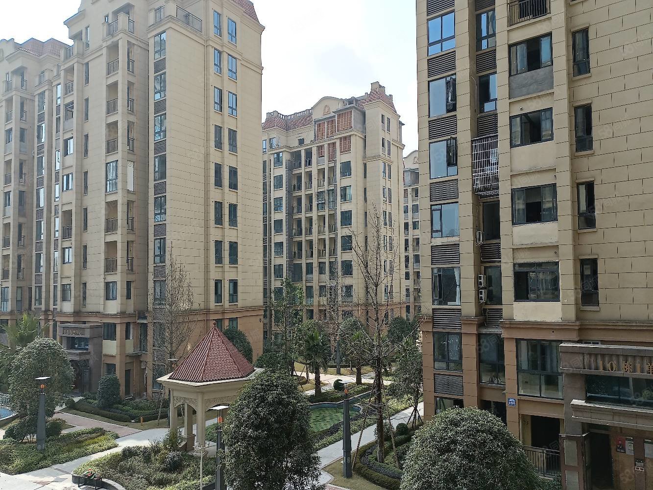 品质洋房小区一套120平三室二厅二卫洋房,华珂水景城-广安58同城