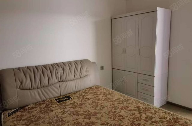 中海熙岸3室2厅106.49㎡144万二手房图片