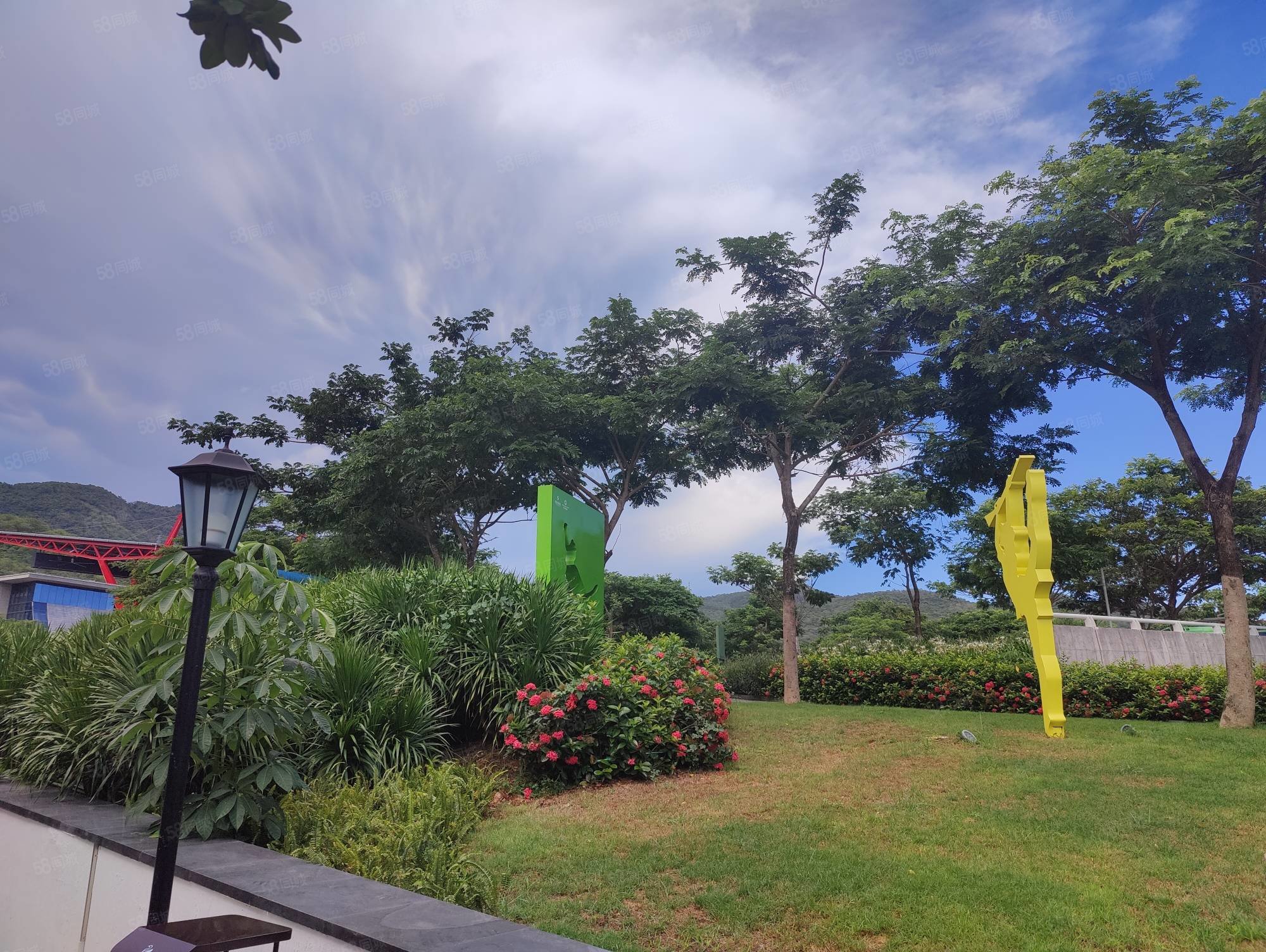 三亚市区爱上山两层复式一房两厅两卫卫 190万起价