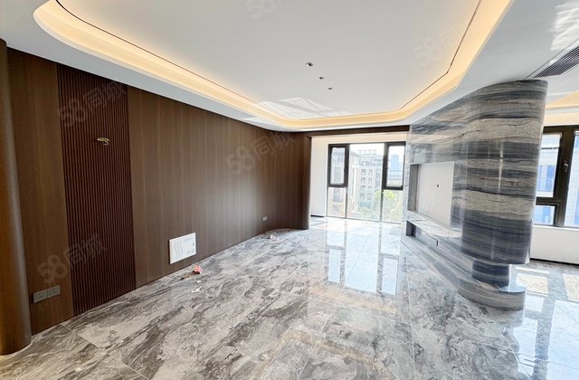 鲁能公馆4室2厅149.88㎡385万二手房图片