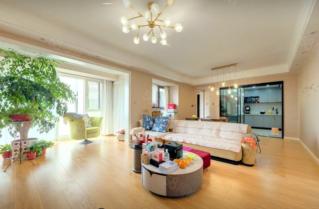 佳兆业悦府4室2厅125.79㎡80万二手房图片