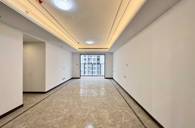 绿地城际空间站3室2厅120.54㎡105万二手房图片