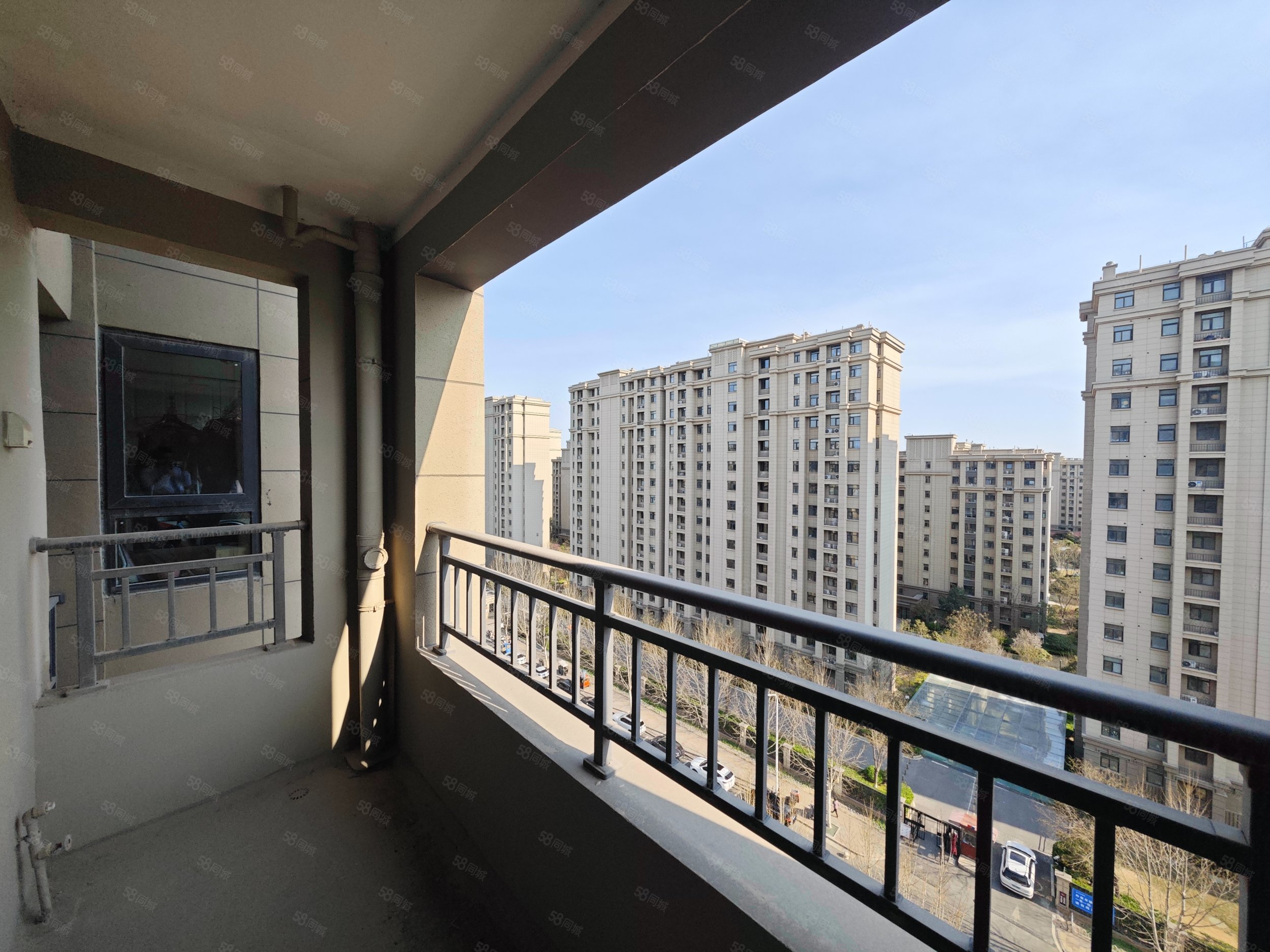 正弘澜庭叙 物业