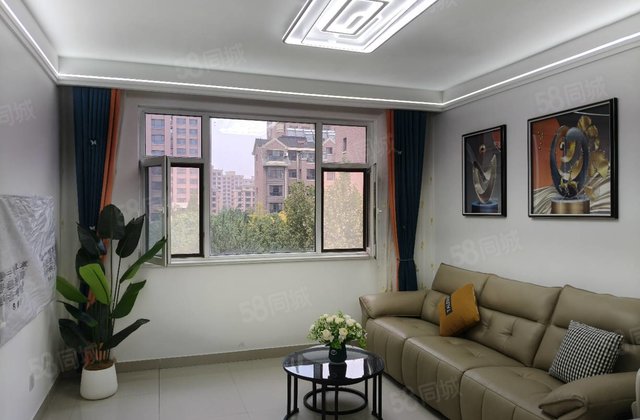 香江北邻 嘉明洋房好楼层精装修免大税带车库