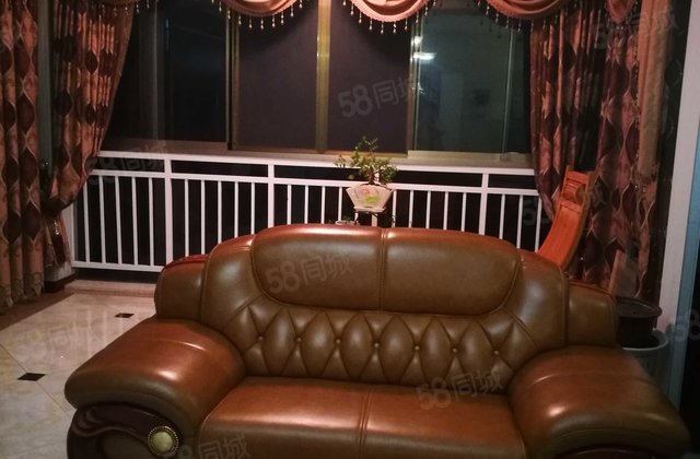 山水龙城4室2厅143.77㎡85万二手房图片