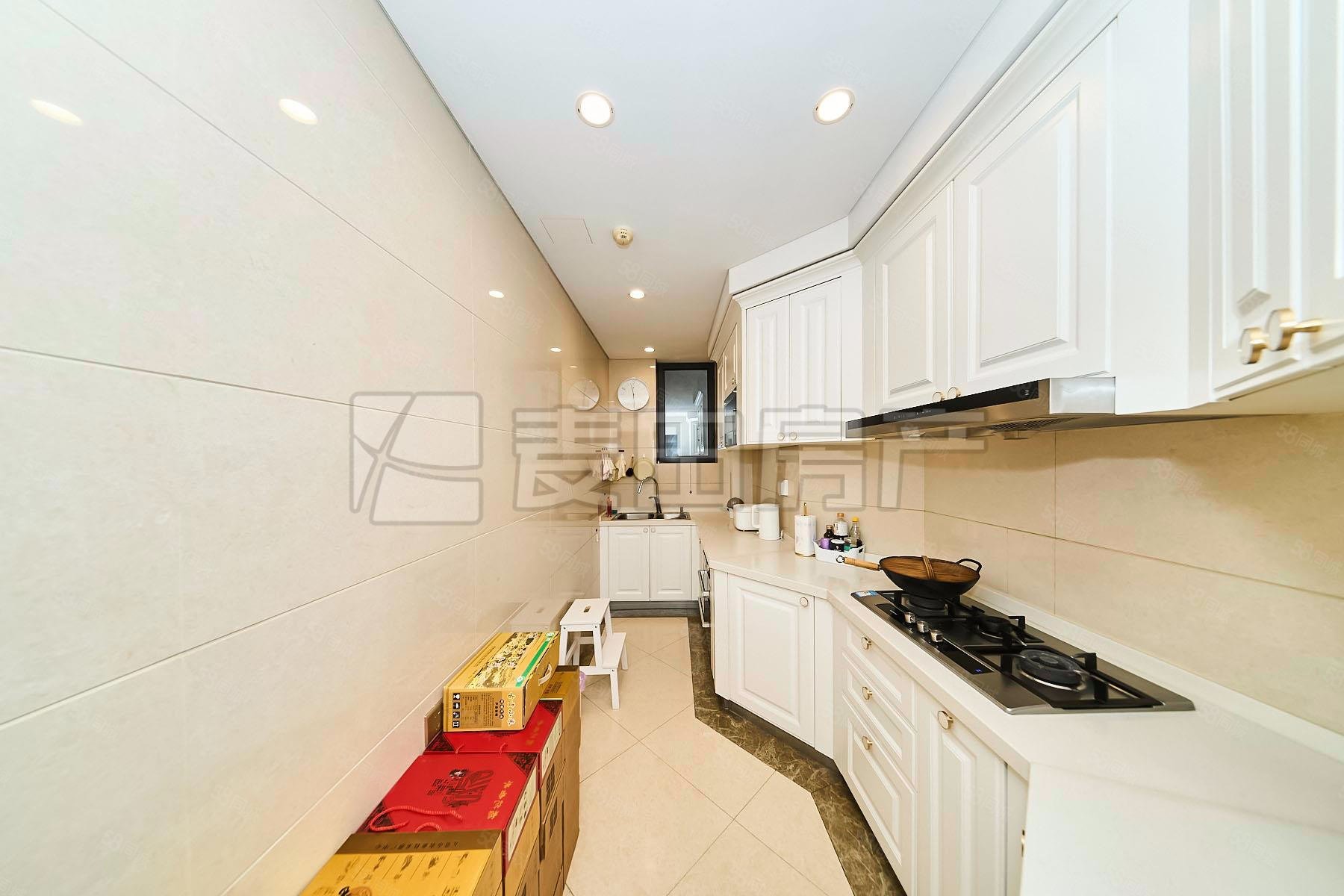 中海楓丹公館2室2廳2衛(wèi)133.29㎡東西1050萬(wàn)