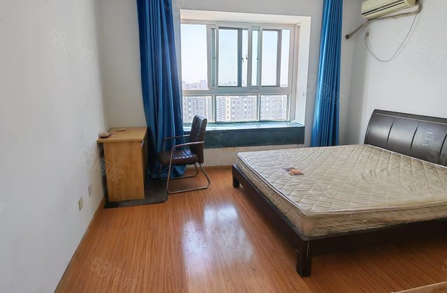 香江西邻电梯房三室单价5000多可按揭