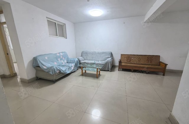 三楼 可5萬入住办完 中华苑北苑 户型真棒 南北通透