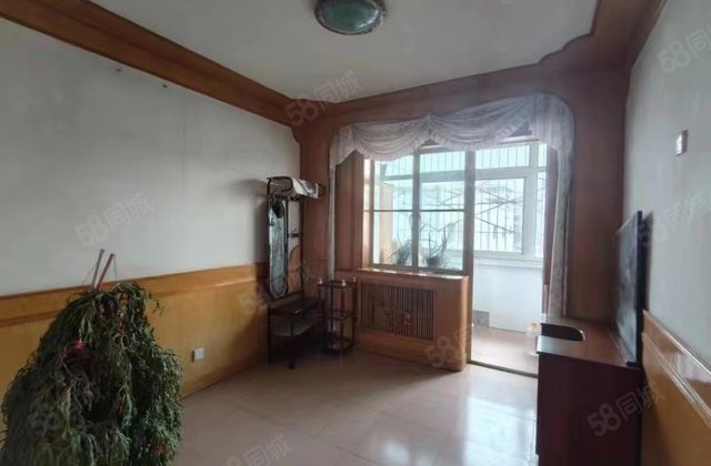 新星社区3室2厅100㎡149万二手房图片