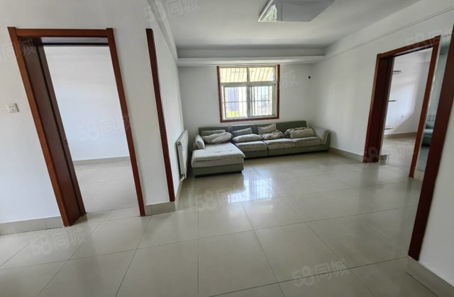 客户看过来三里铺小区94平 仅售59.9万