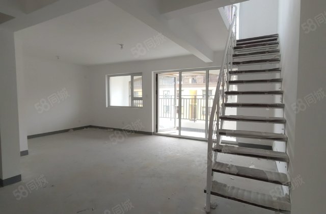 一手 169平 119万 大露台 电梯洋房 江北水镇 有证