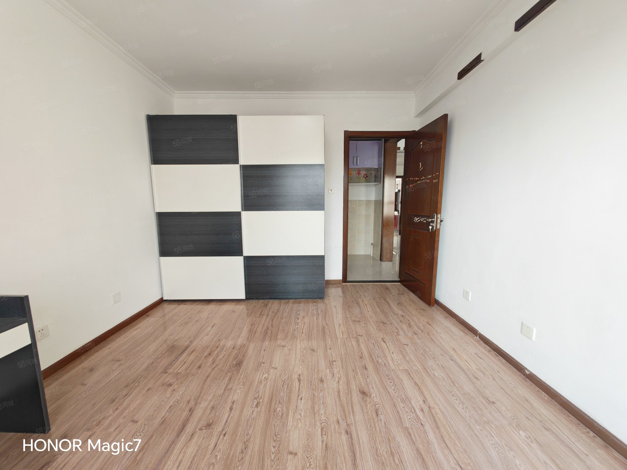 欣藝景園2室1廳1衛(wèi)88.81㎡南北390萬