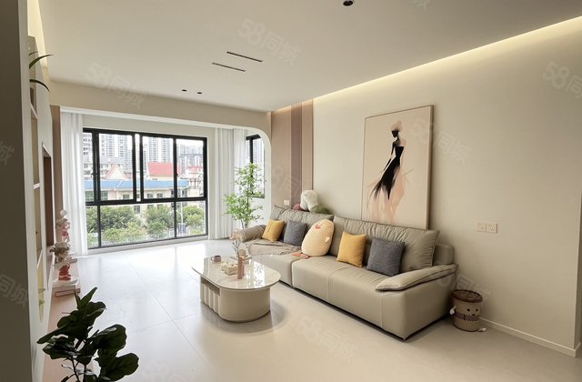 莲塘小区4室2厅118.44㎡93万二手房图片