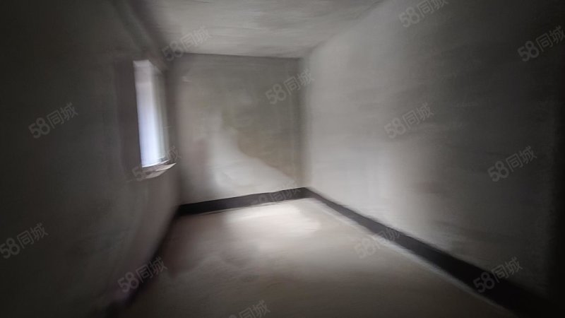 新上好房油田新城三室户型方正布局合理马上下证