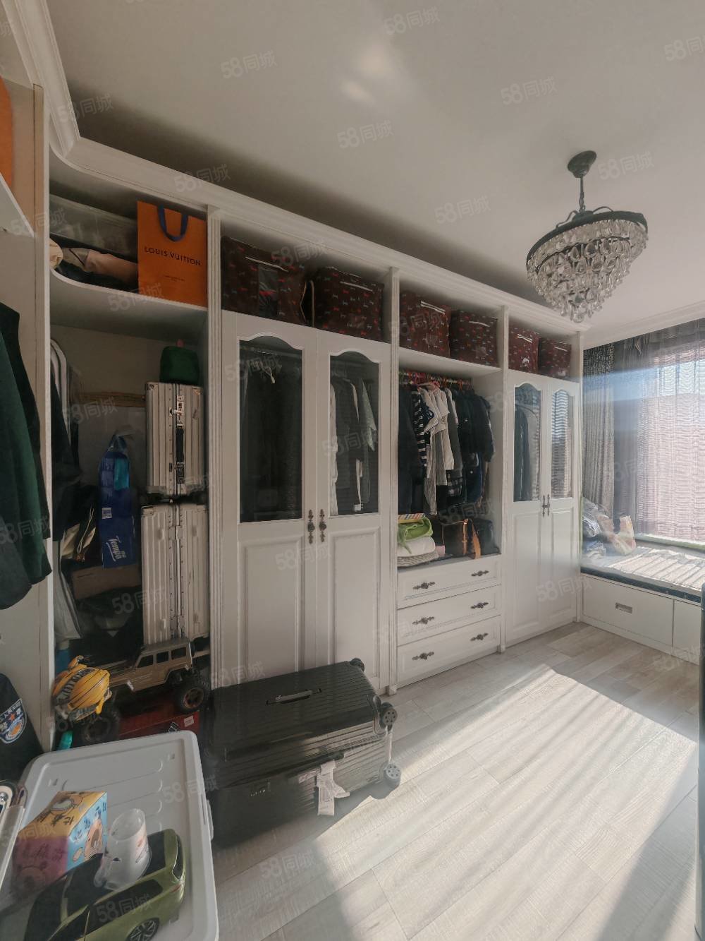 紫御华府3室2厅1卫133㎡南北85万