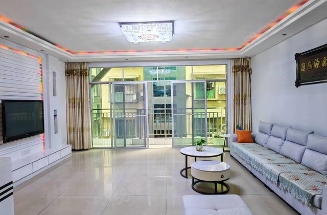 荣和苑3室2厅135㎡39.8万二手房图片