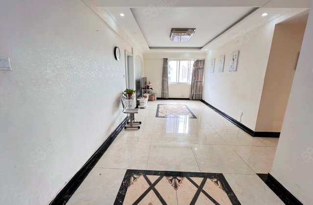 都市驿站3室2厅112.16㎡188万二手房图片