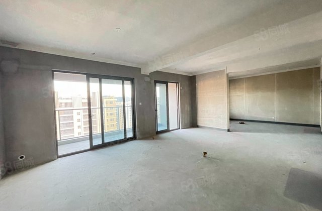 时代云图里3室2厅103㎡150万二手房图片