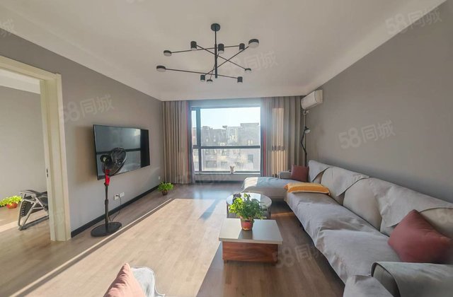 金泰中央公园3室2厅101㎡91.8万二手房图片