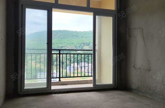 龙语鼎城3室2厅101.47㎡29万二手房图片