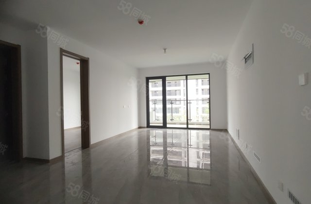 民生海通城市芳华 次新小区 双卫生间 近医院带电梯赠送车储