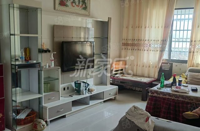 丽苑小区3室2厅107㎡28.6万二手房图片