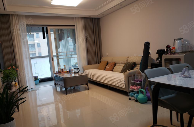 老文轩 新东方龙湾靠东门 两室全屋精装修 西安交大