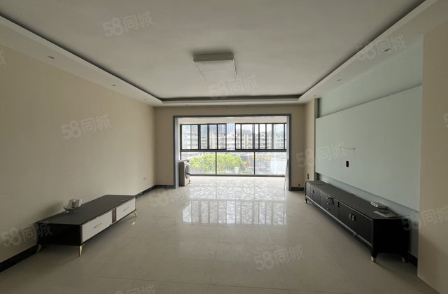 金滩休闲港4室2厅150㎡45.8万二手房图片